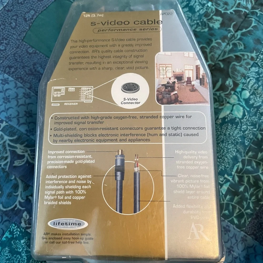 Acoustic Research AP022 S-Video Blue Cable 12 Feet 4-Pin Gold-Plated